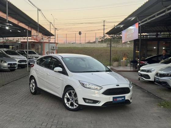 FORD FOCUS 2.0 SE 16V FLEX 4P POWERSHIFT FORD FOCUS 2.0 SE 16V FLEX 4P POWERSHIFT
